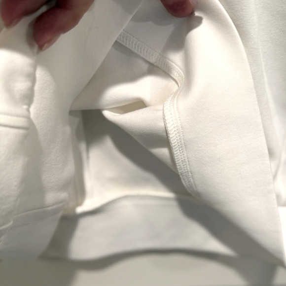 Manière De Voir EUC Size 4 Creamy White Short Sleeve Eiffel Tower Emblem Dress - Picture 8 of 10